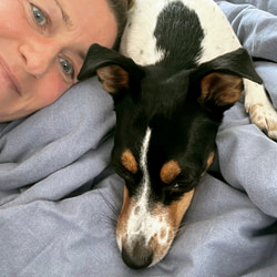 Kuscheln_mit_Huendchen _12 von 12 im September 2022 von Sonja Fuchs alias Fuchsmunter Kuscheln_mit_Huendchen _12 von 12 im September 2022 von Sonja Fuchs alias Fuchsmunter