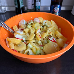 Sommer-Kartoffelsalat_12 von 12 im August 2022 von Sonja Fuchs alias Fuchsmunter Sommer-Kartoffelsalat_12 von 12 im August 2022 von Sonja Fuchs alias Fuchsmunter
